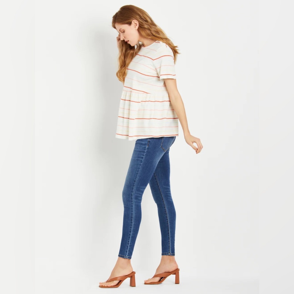 Jessica Simpson Maternity Jegging